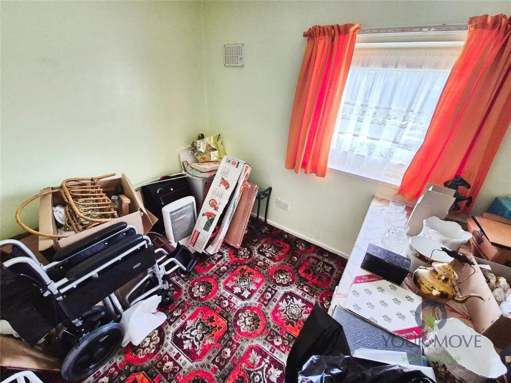 2 bed Semi-Detached