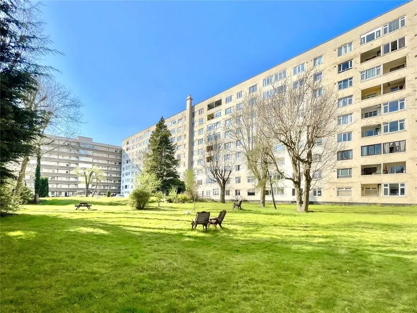 2 bed Apartment