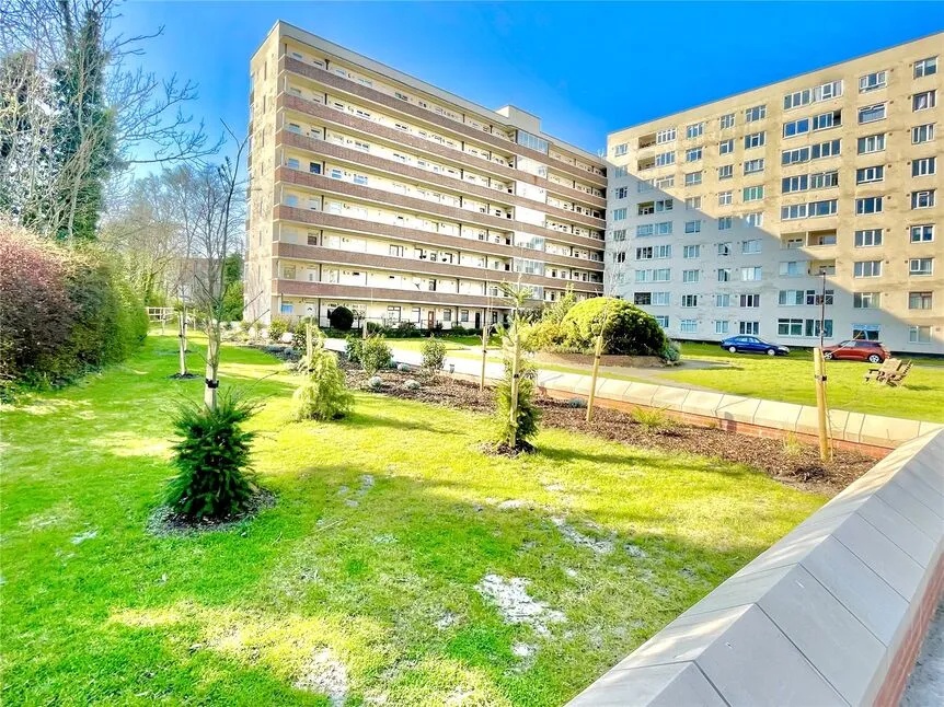 2 bed Apartment