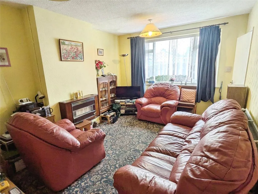 2 bed Semi-Detached Bungalow