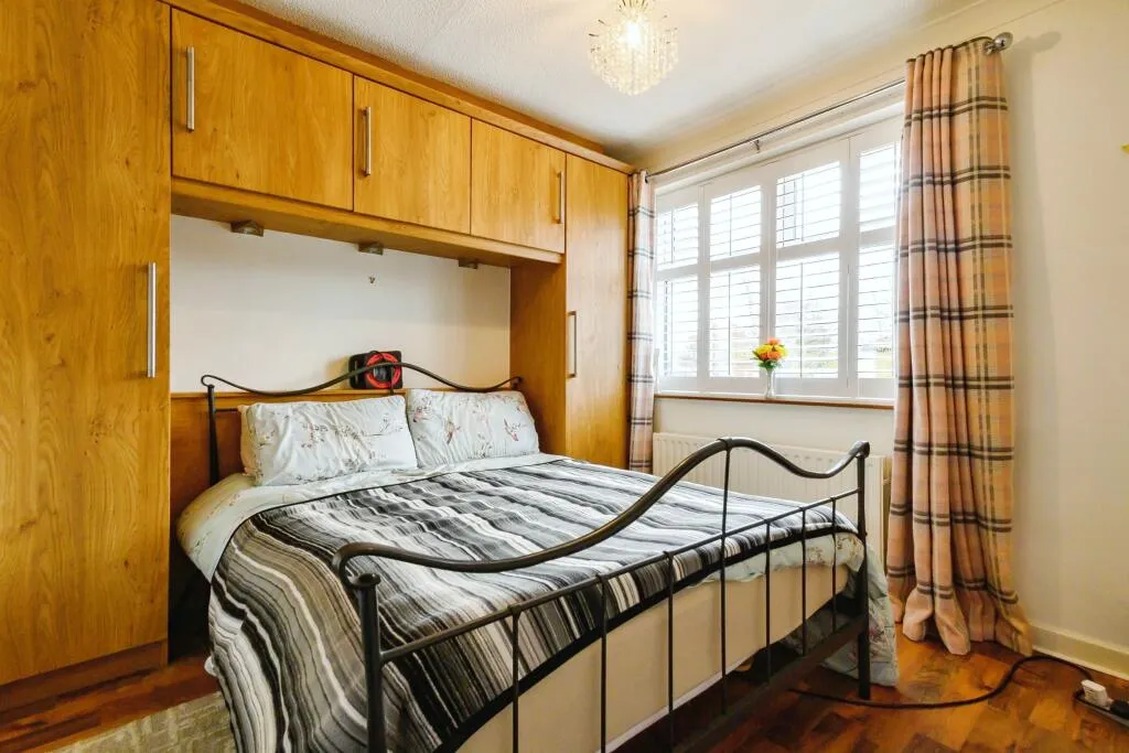 2 bed Semi-Detached Bungalow