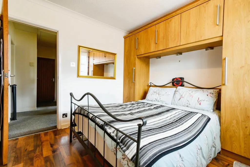 2 bed Semi-Detached Bungalow