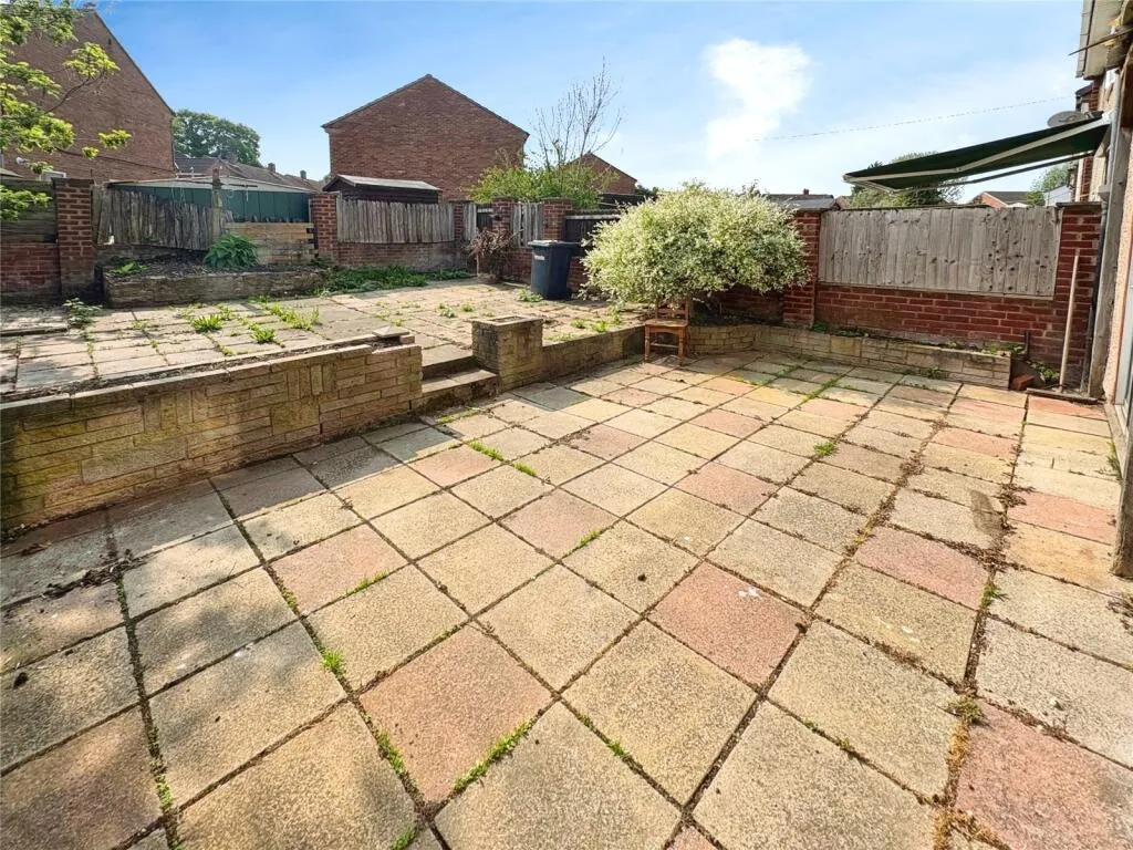 4 bed Semi-Detached