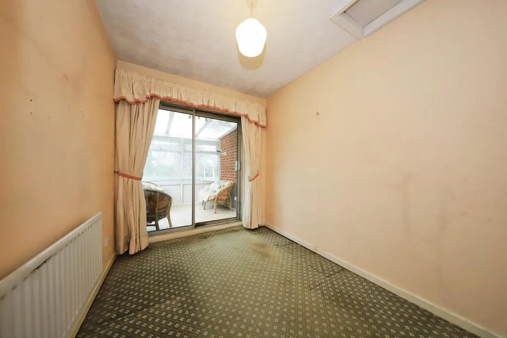2 bed Detached Bungalow