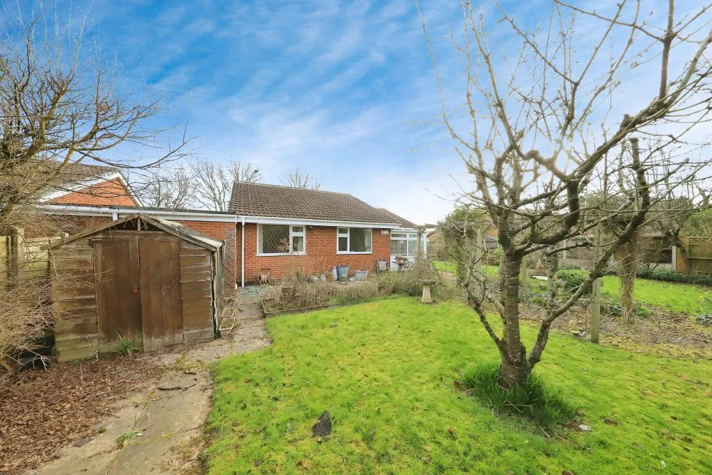 2 bed Detached Bungalow