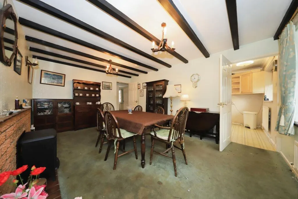 2 bed Detached Bungalow