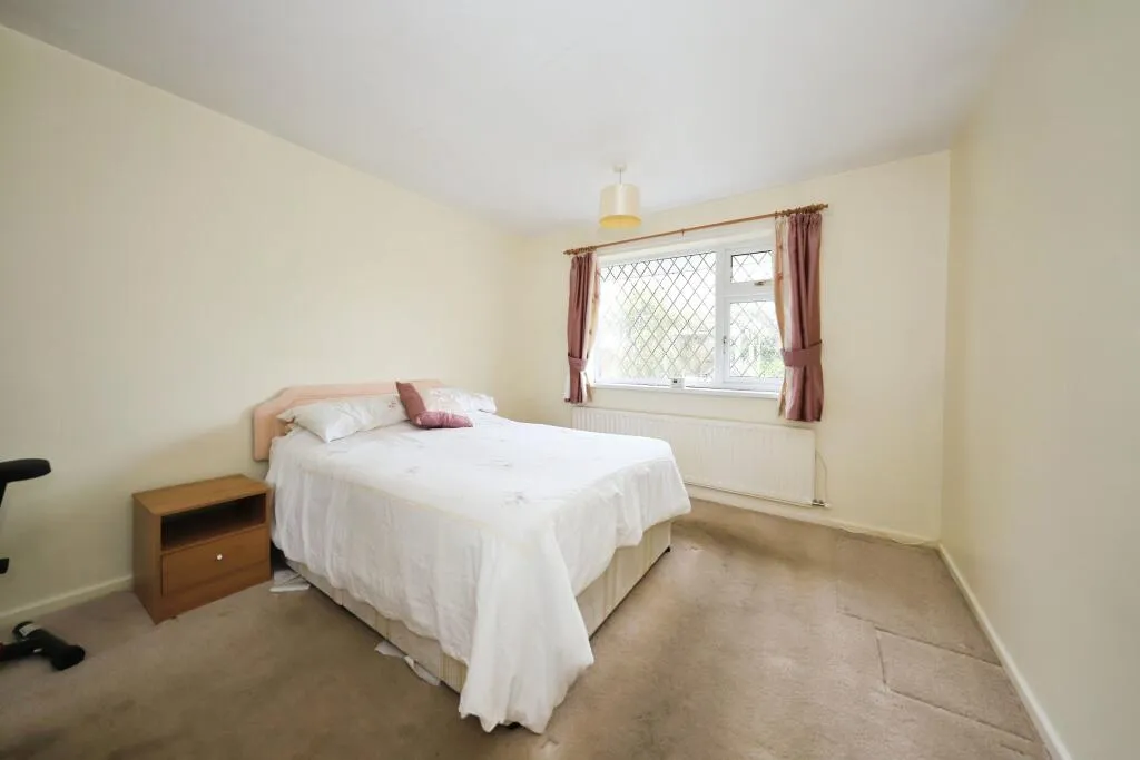 2 bed Detached Bungalow