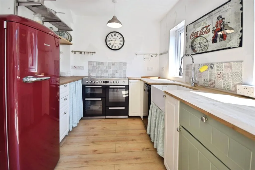 2 bed Semi-Detached