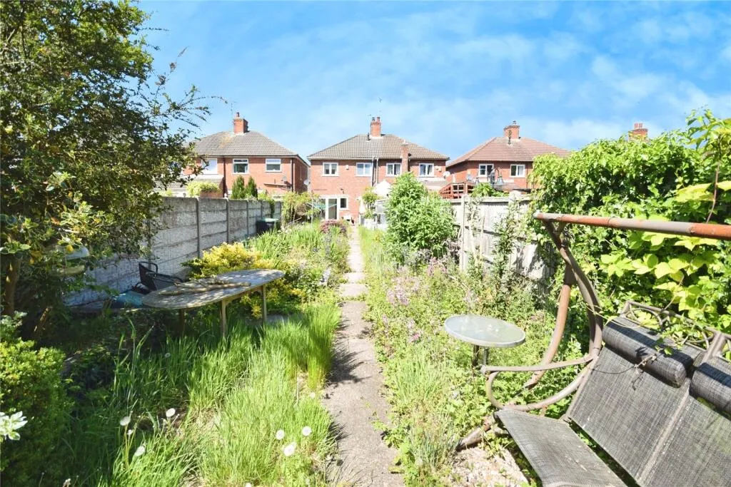 2 bed Semi-Detached