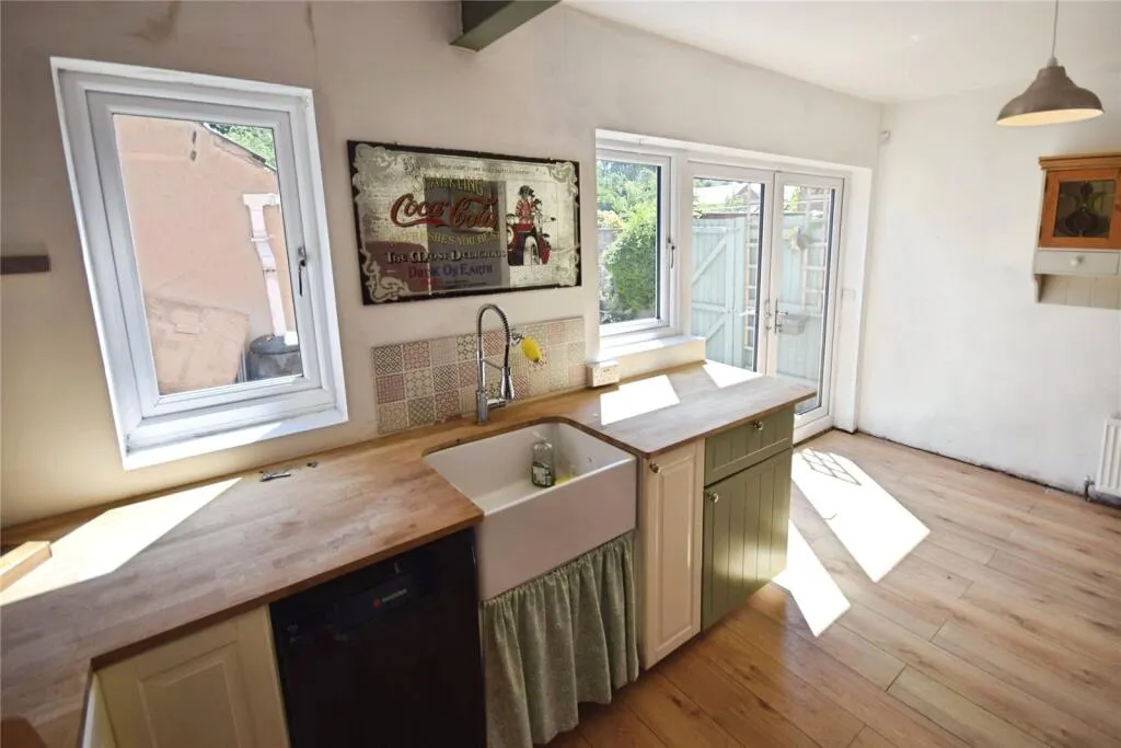 2 bed Semi-Detached
