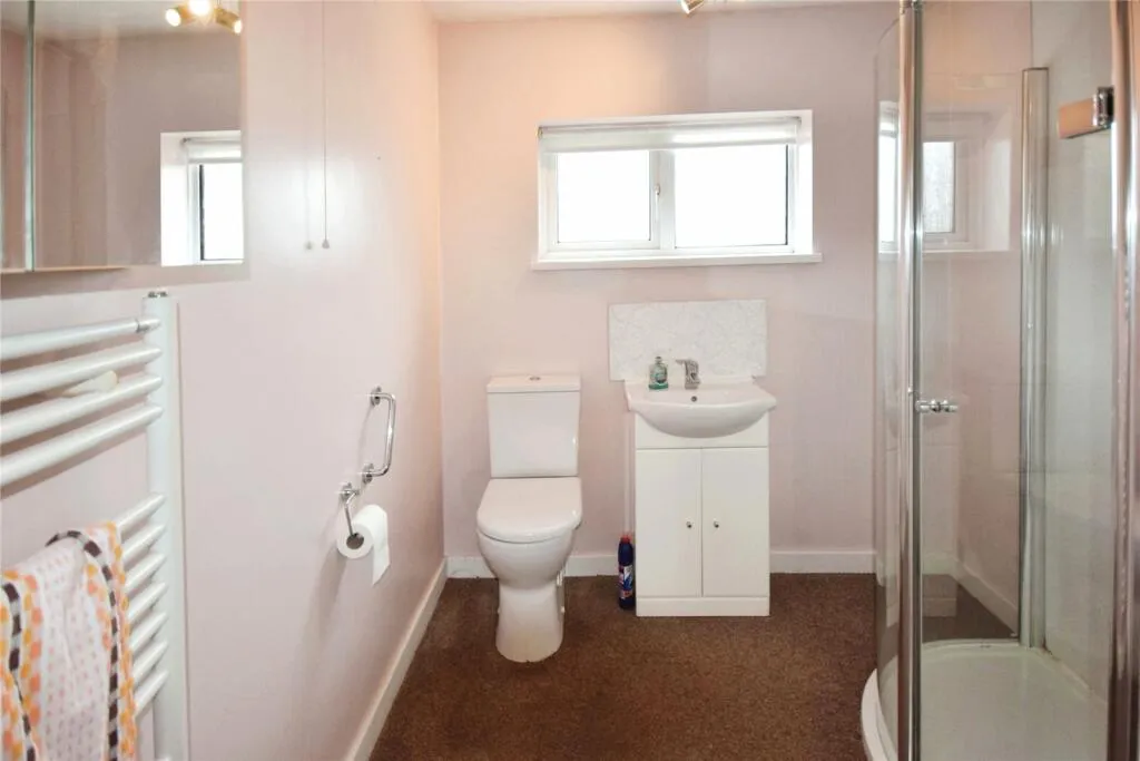3 bed Detached Bungalow