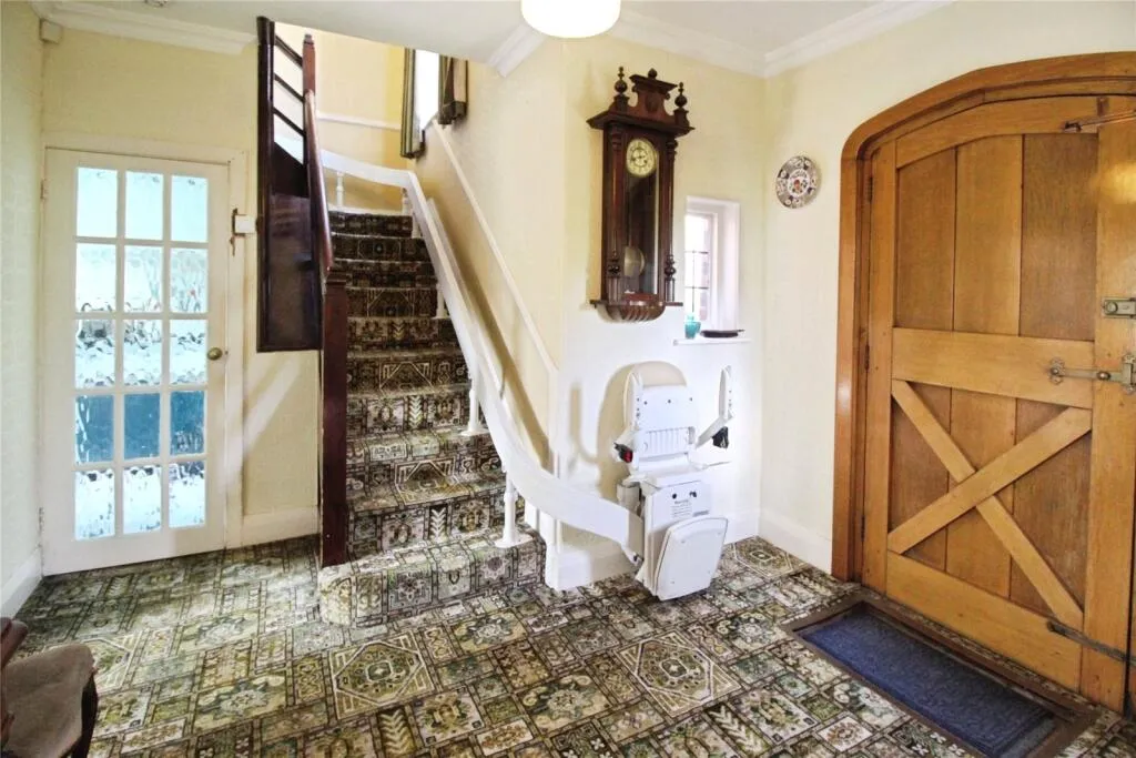 4 bed Detached