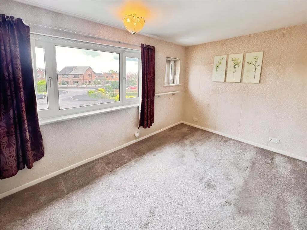 3 bed Semi-Detached