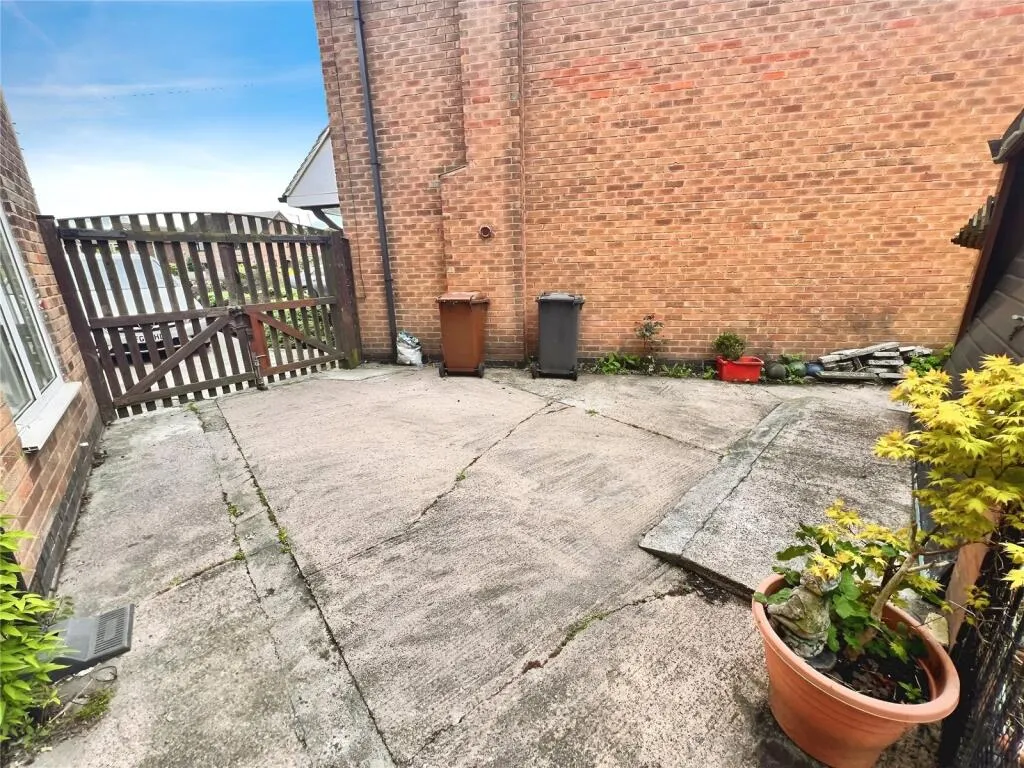 3 bed Semi-Detached