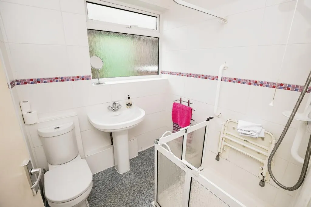 3 bed Detached Bungalow