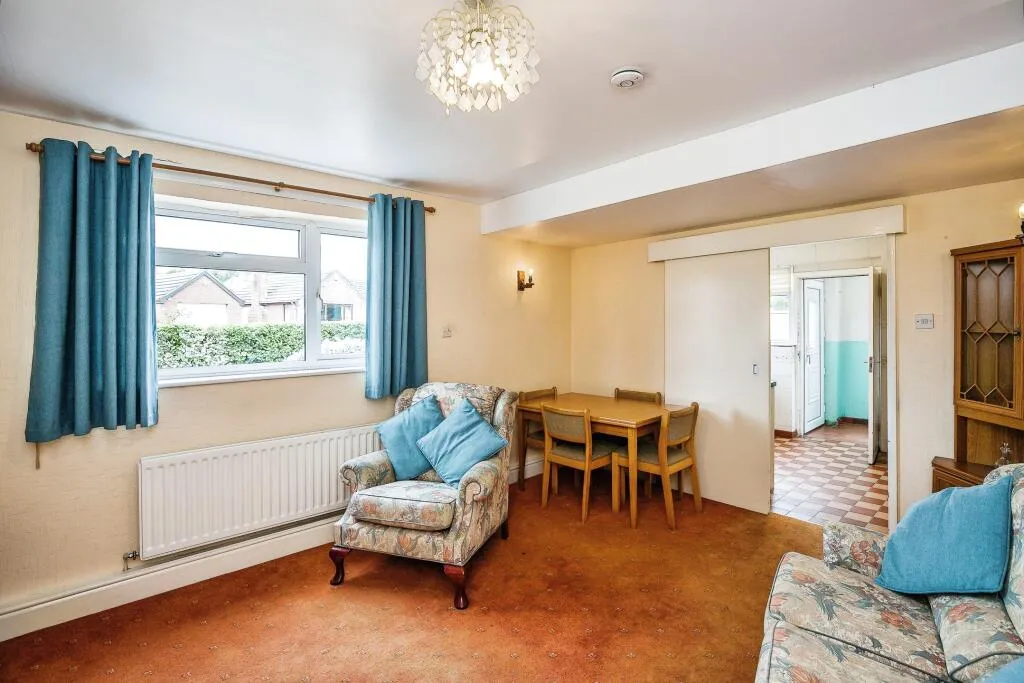 3 bed Detached Bungalow