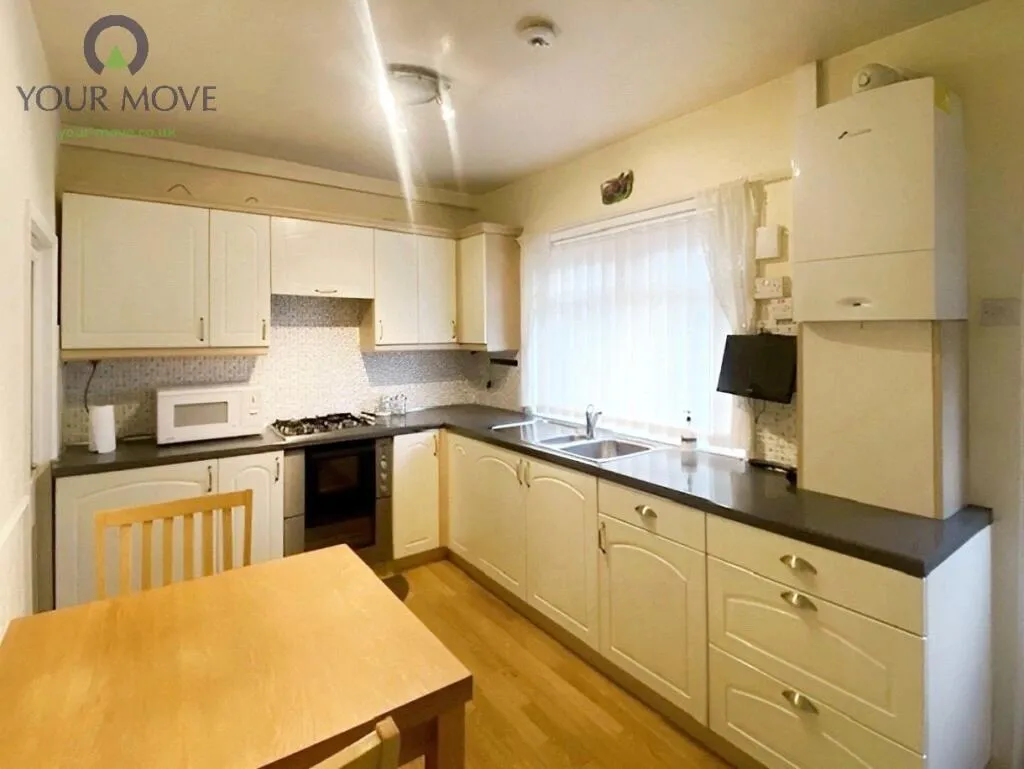2 bed Semi-Detached