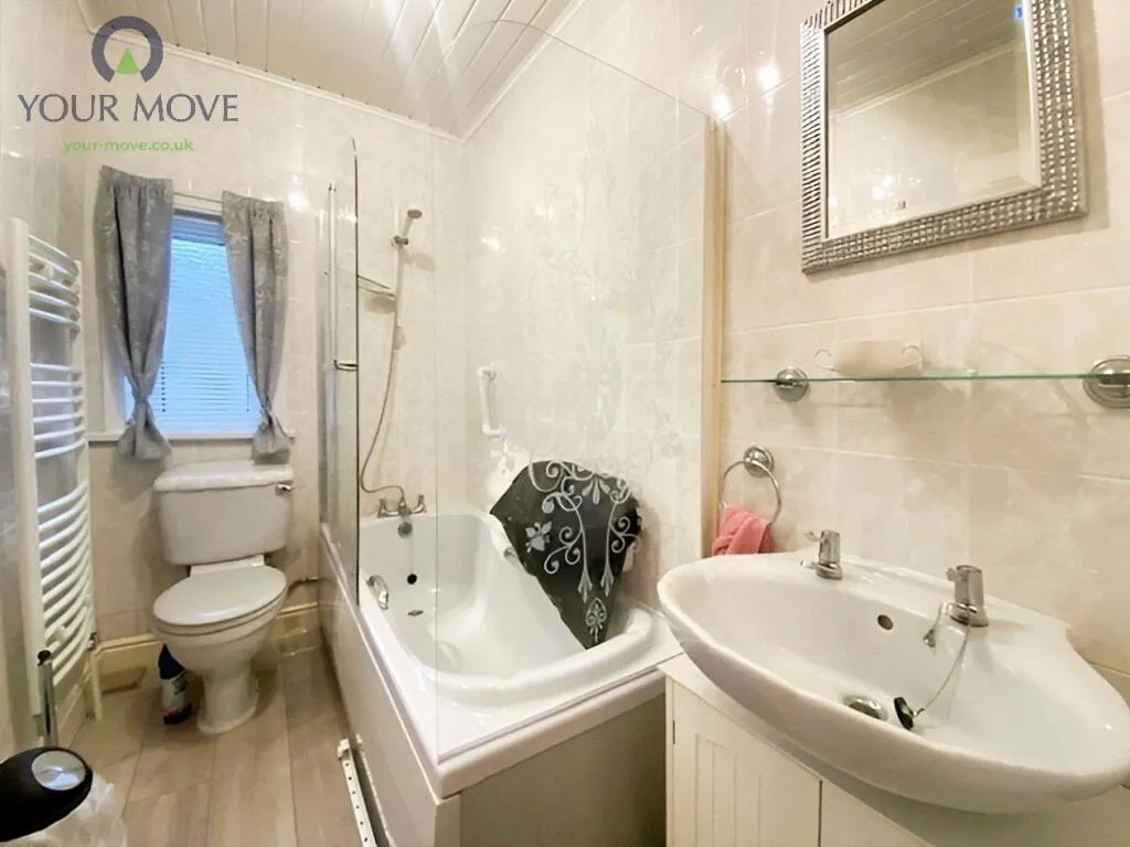 2 bed Semi-Detached