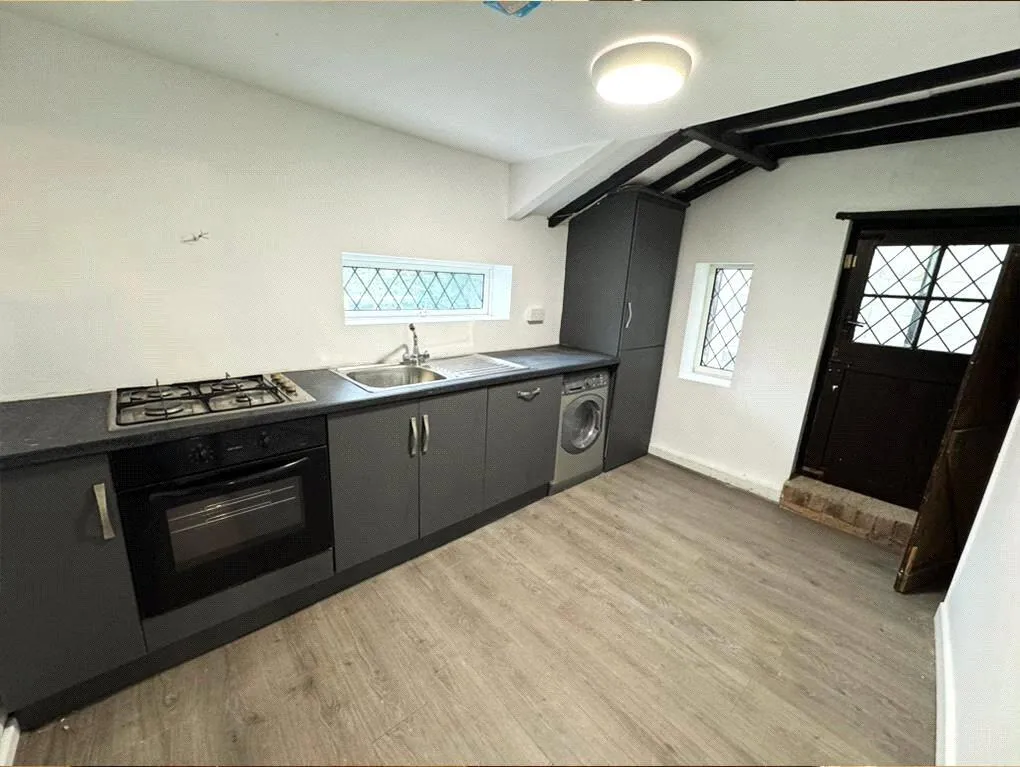 4 bed Detached
