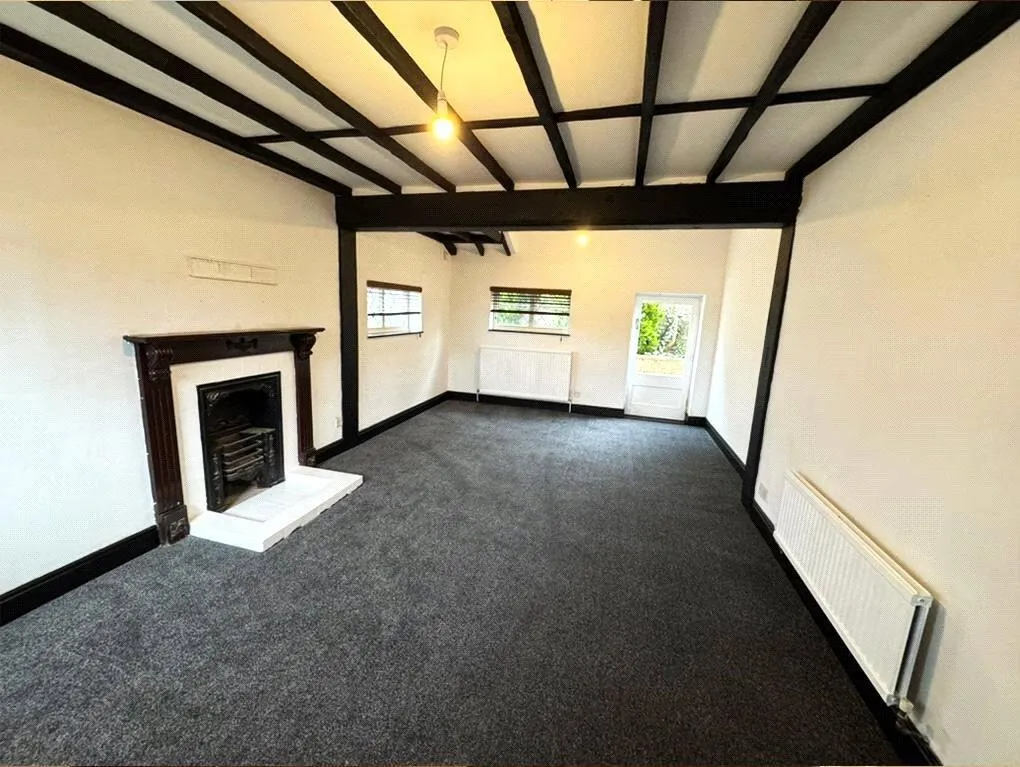 4 bed Detached