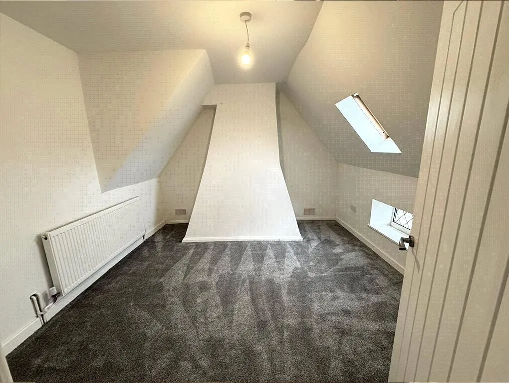 4 bed Detached