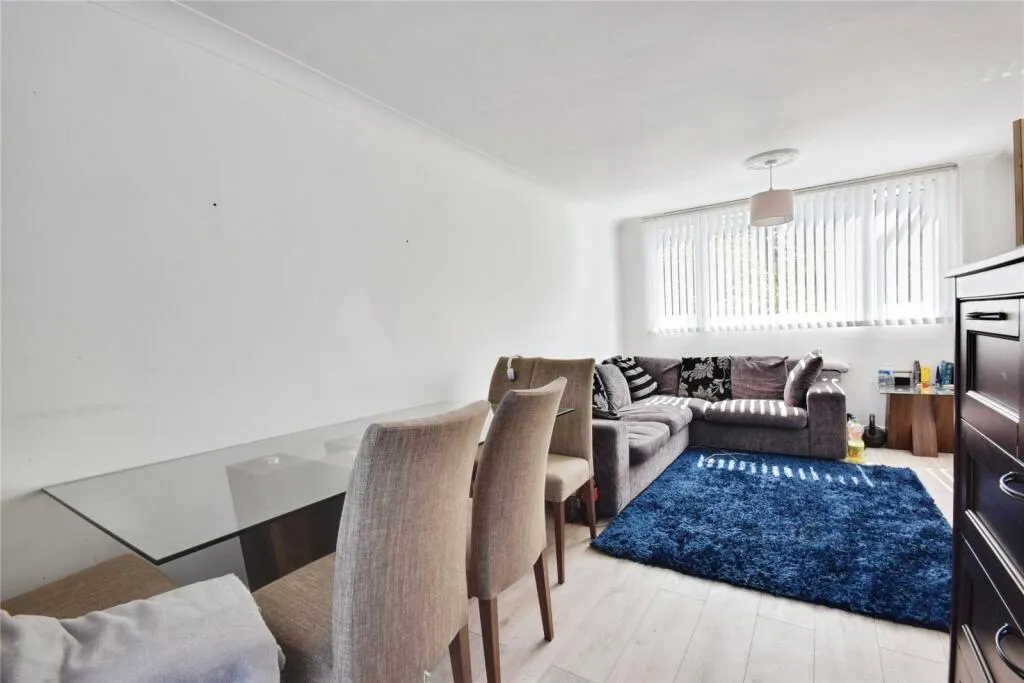 2 bed Terraced