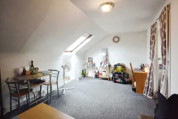 2 bed Apartment