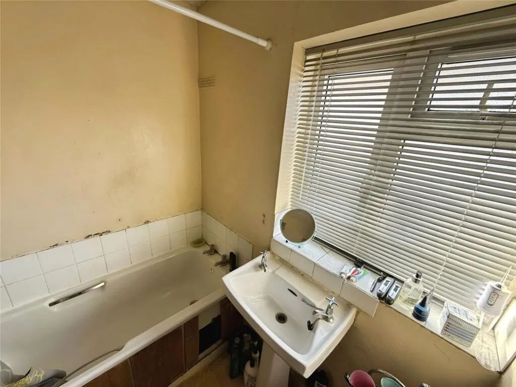 3 bed Semi-Detached