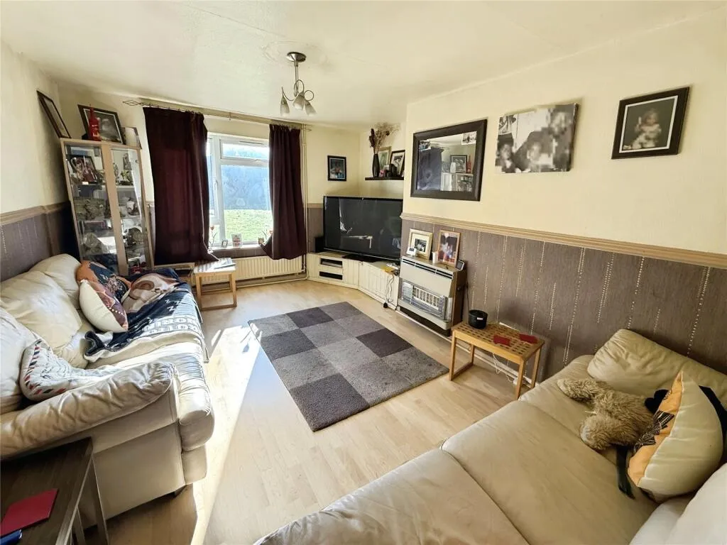 3 bed Semi-Detached