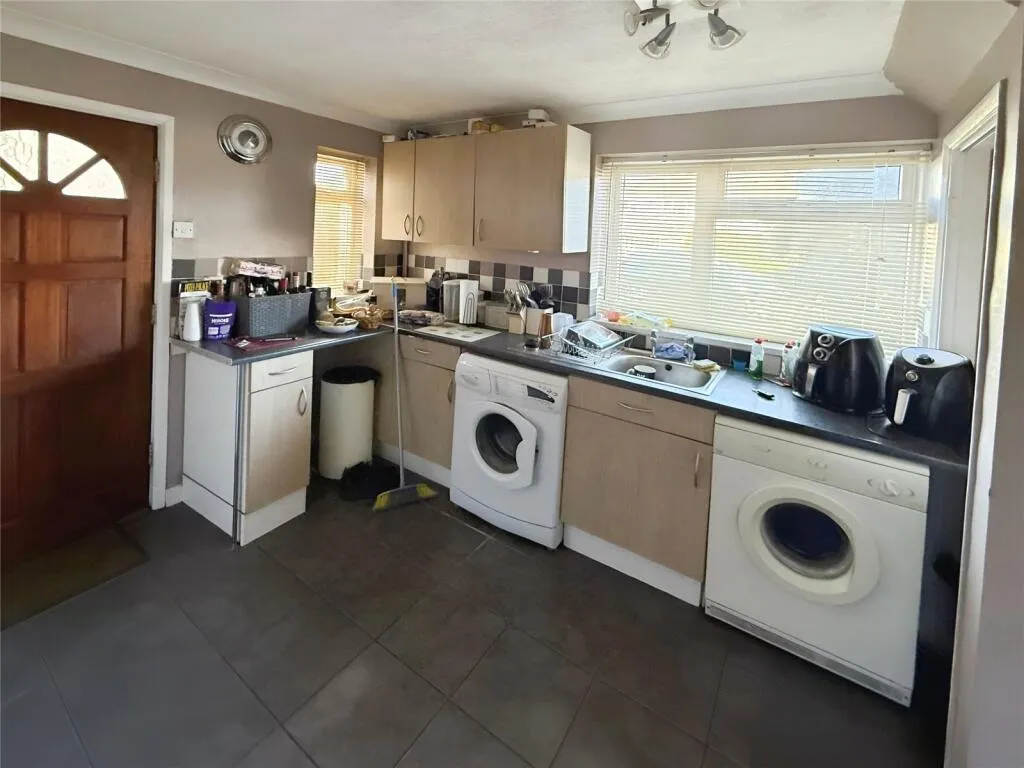 3 bed Semi-Detached