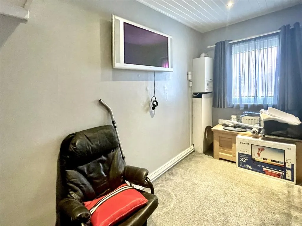 2 bed Terraced