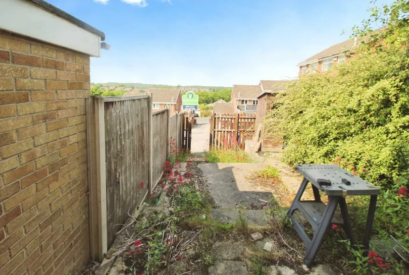 2 bed End of Terrace