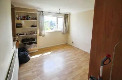 2 bed End of Terrace