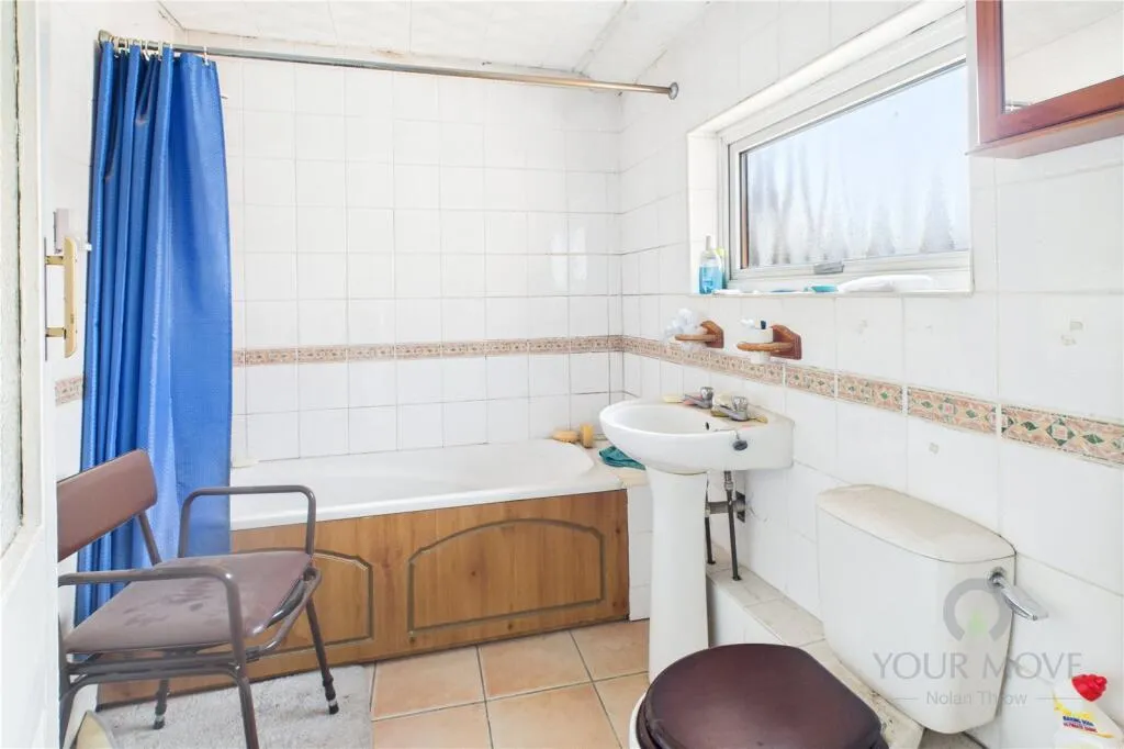 6 bed Semi-Detached