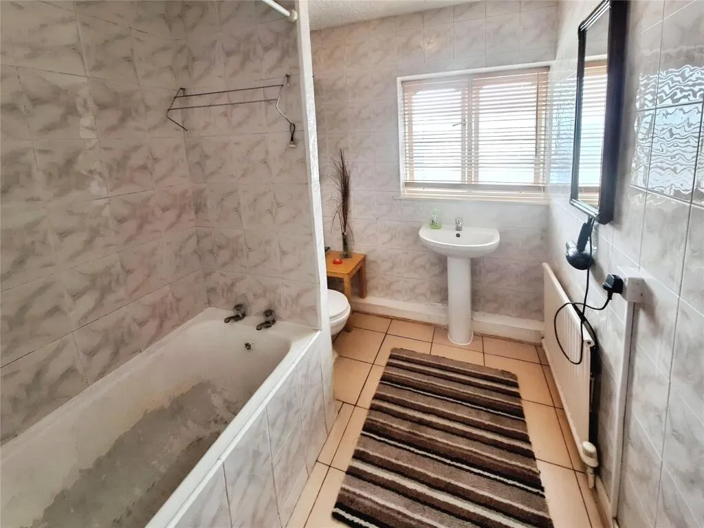 3 bed Semi-Detached