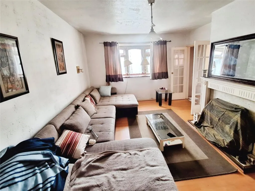3 bed Semi-Detached