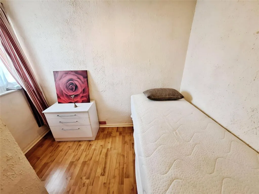 3 bed Semi-Detached