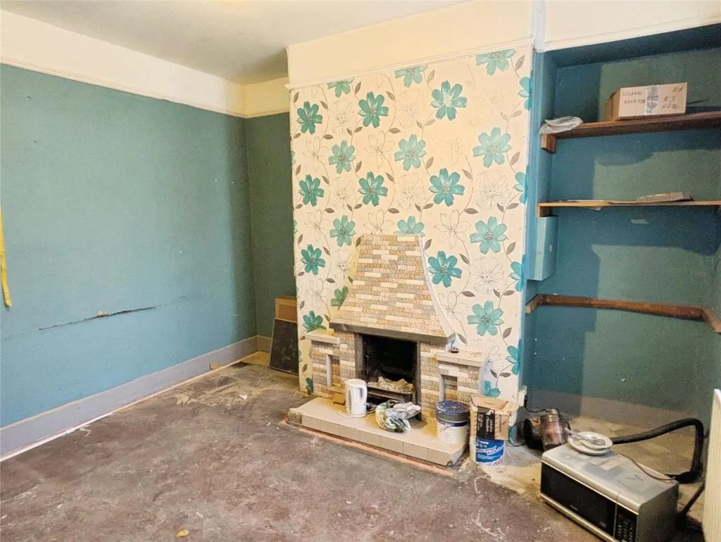 3 bed Terraced