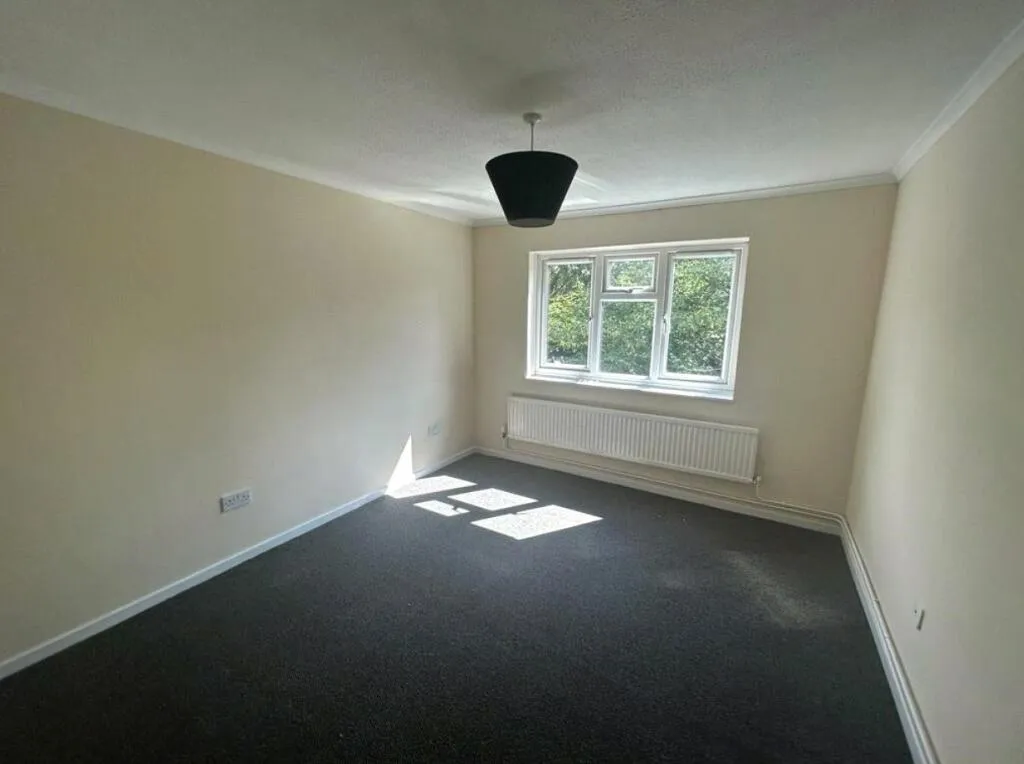 2 bed Apartment