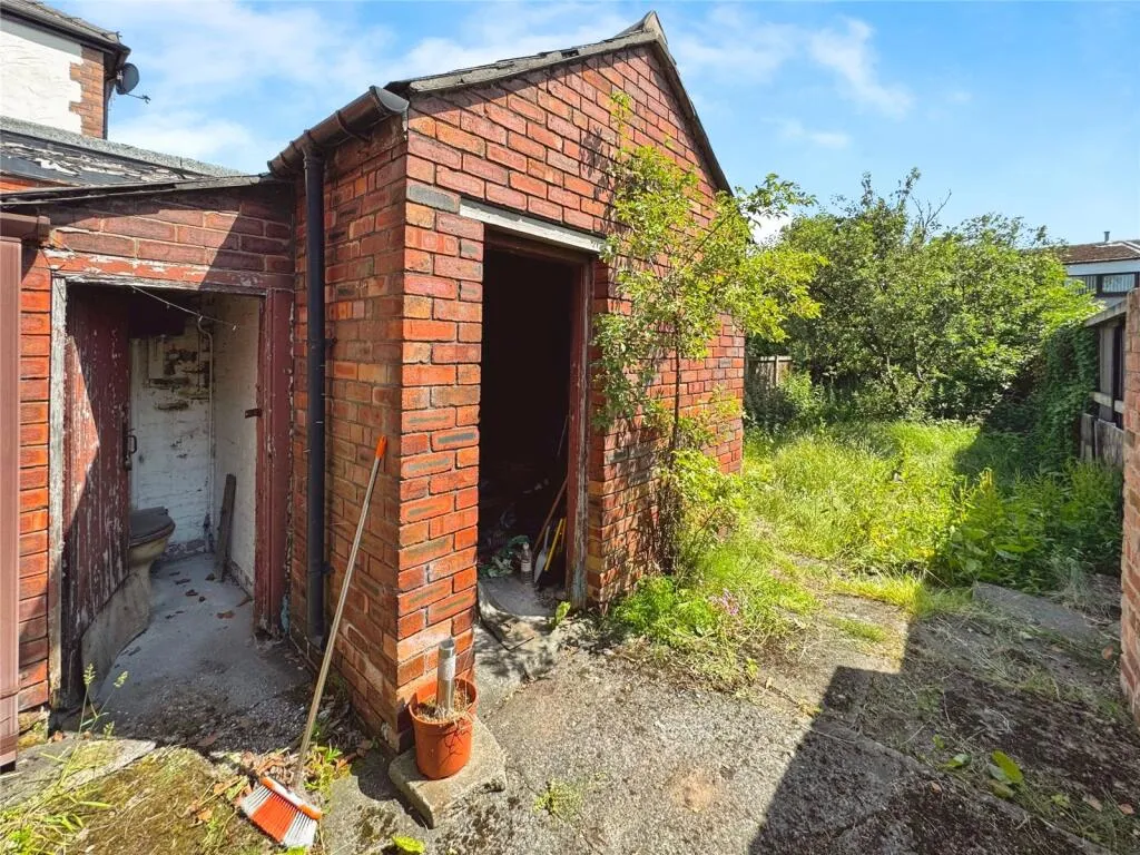 3 bed Terraced