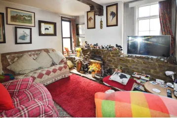 5 bed Character Property