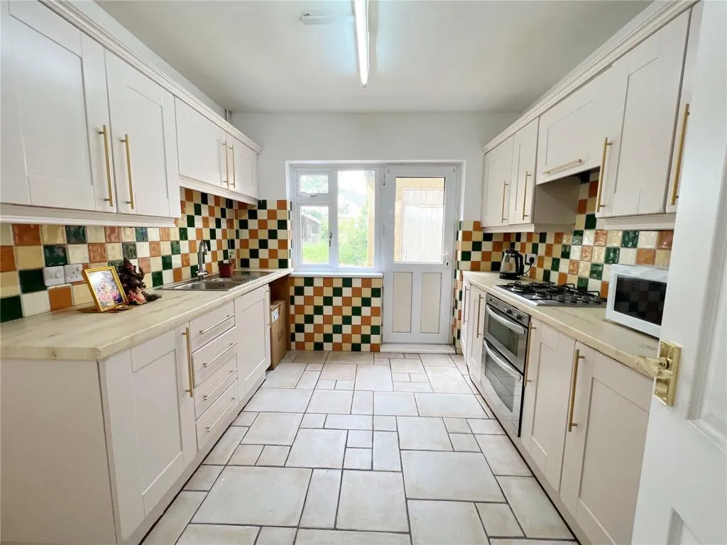 3 bed Terraced