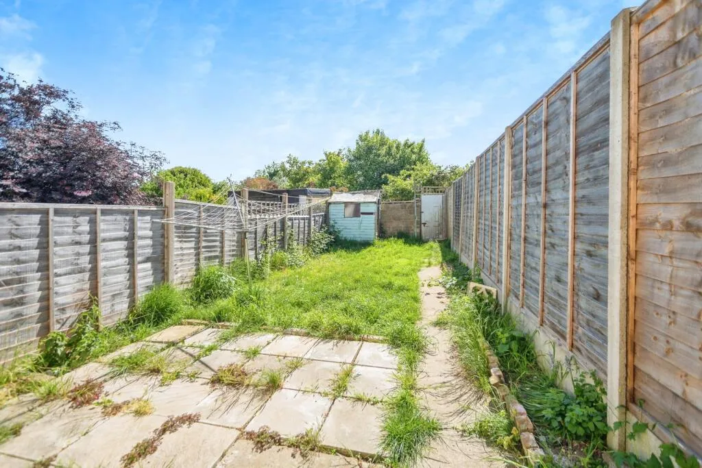 4 bed Terraced