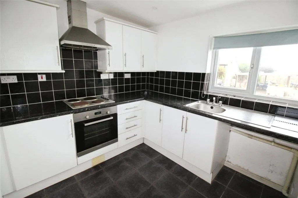 5 bed End of Terrace