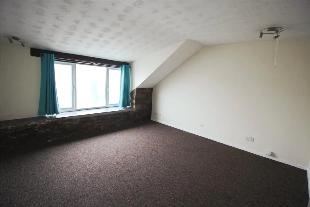 5 bed End of Terrace