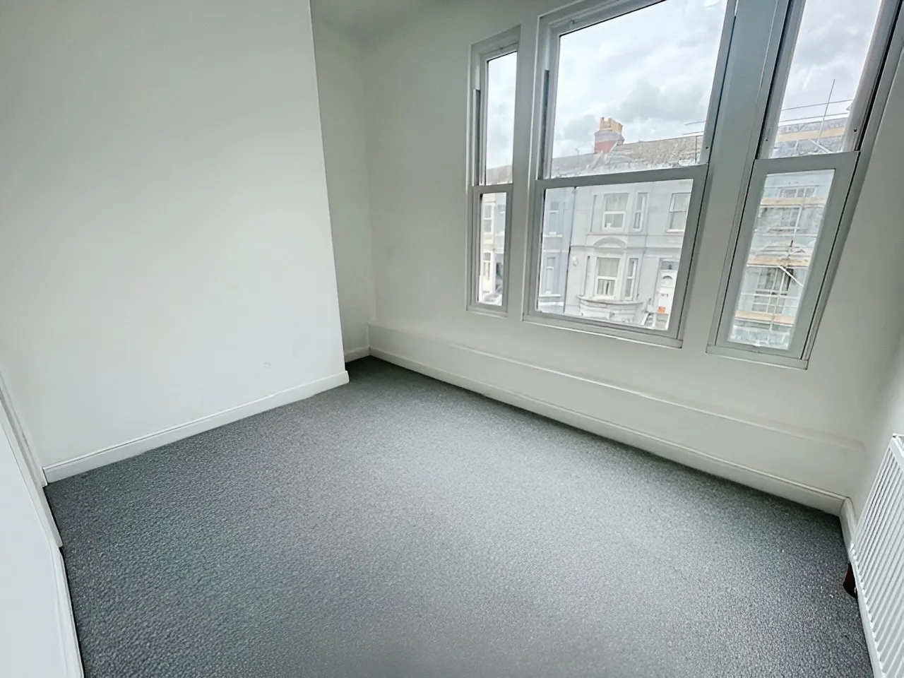 4 bed Commercial Property
