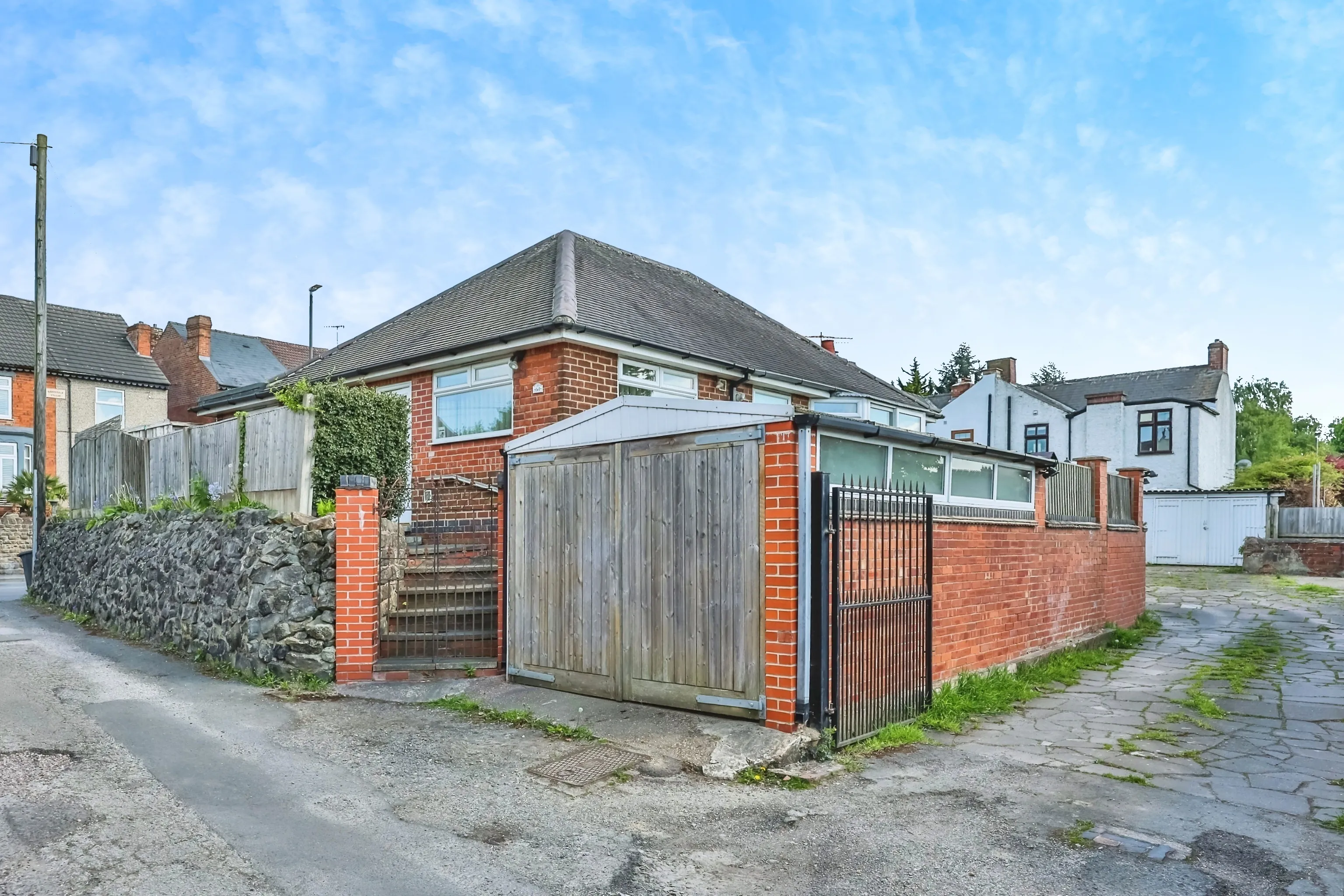 2 bed Detached Bungalow