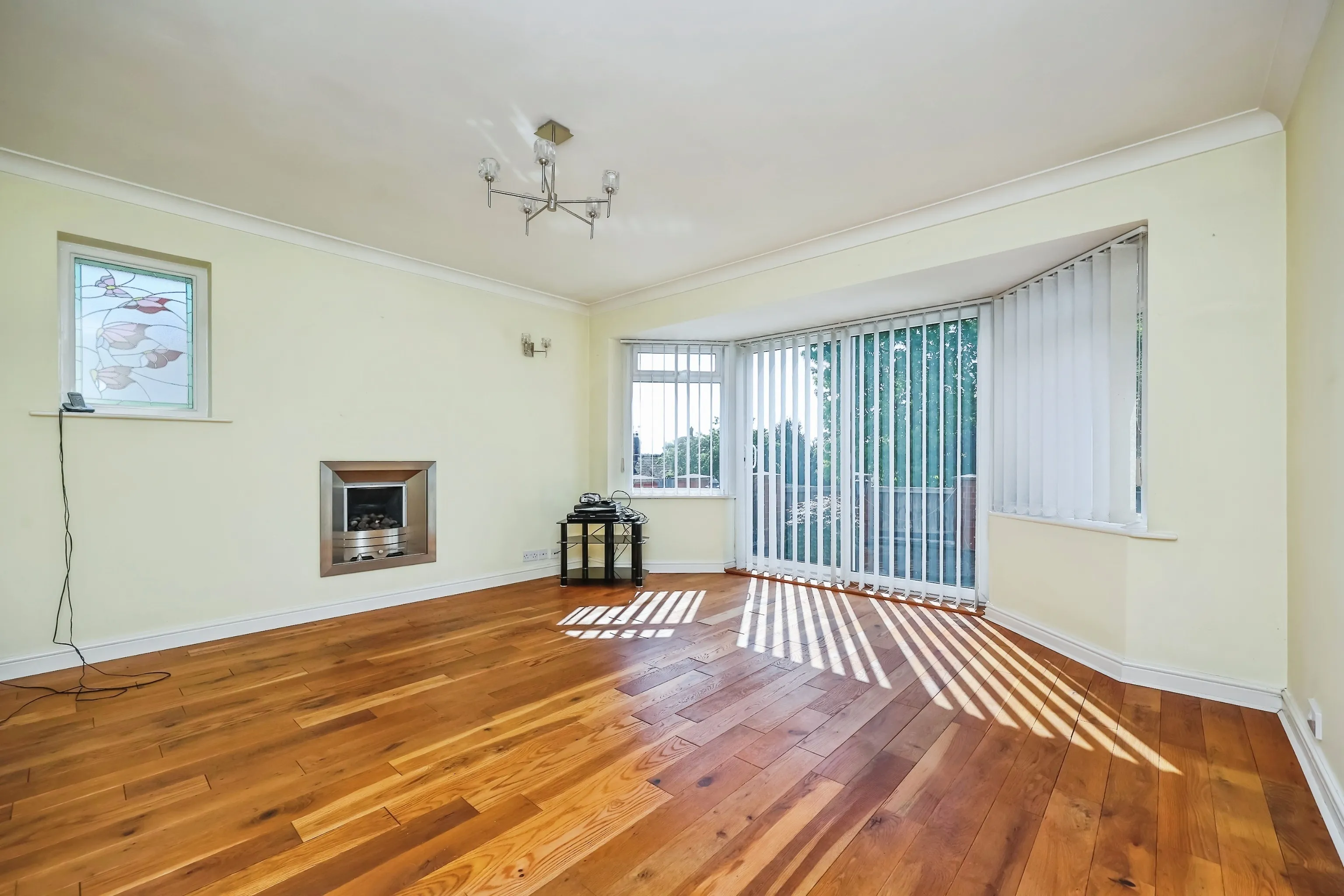 2 bed Detached Bungalow