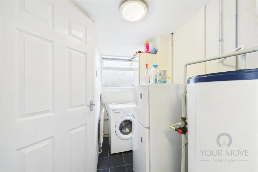4 bed End of Terrace