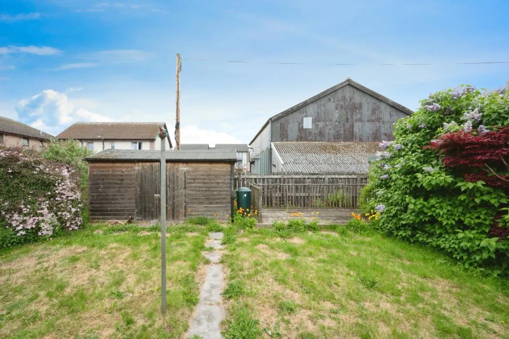 5 bed Terraced